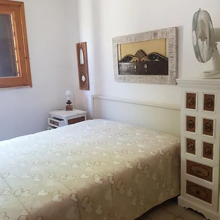 Amomar Villa *